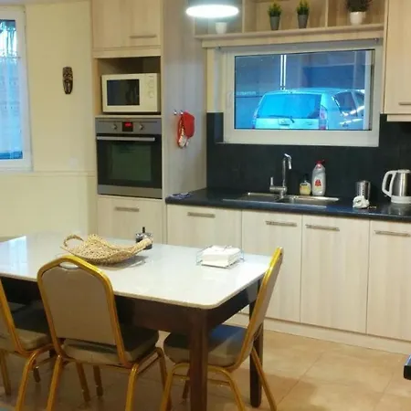 Lovely 2-bedroom At Greek Riviera Apartment Mesochorion (Evrytania)