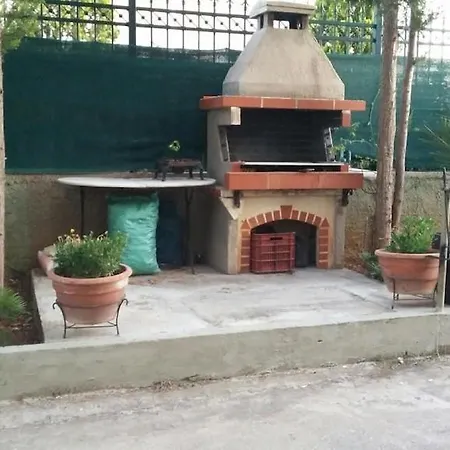Lovely 2-bedroom At Greek Riviera *