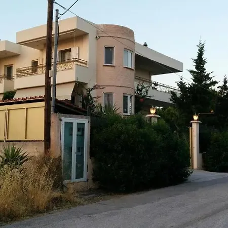 Lovely 2-bedroom At Greek Riviera * Mesochorion (Evrytania)