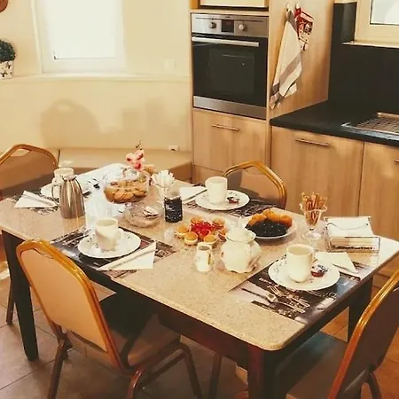 Lovely 2-bedroom At Greek Riviera Mesochorion (Evrytania)